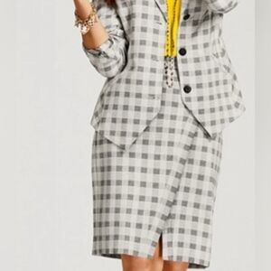 CAbi Black and Grey Valentina Checker Skirt, Size 8, NWT!